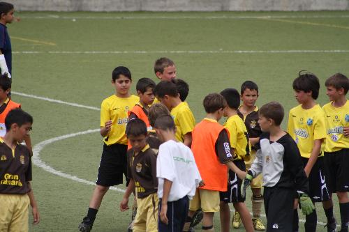 Saludo al terminar la Final