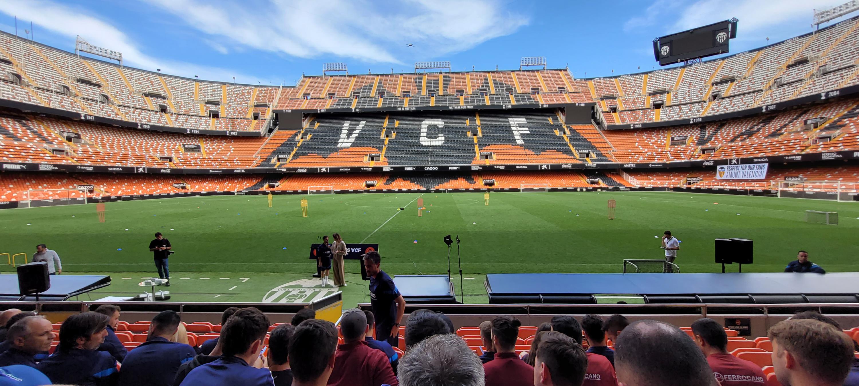 Varios de nuestros Técnicos asistieron al VI Clinic Escoles VCF que se celebró en Mestalla.