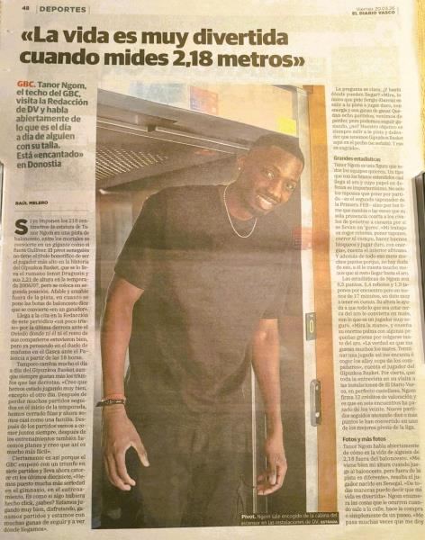 La vida es muy divertida cuando mides 2,18 metros