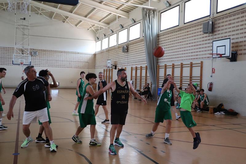 CADETE MASCULINO VS FAMILIAS 2