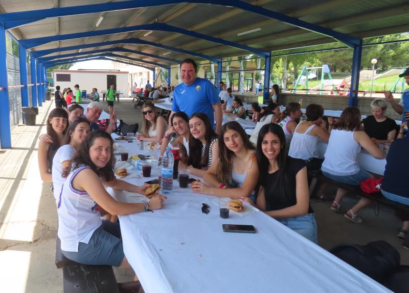 JUNIOR FEMENINO