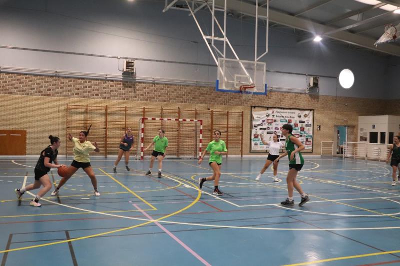 LA FAMILIA VERDE SE VUELVE A PONER EL TRAJE