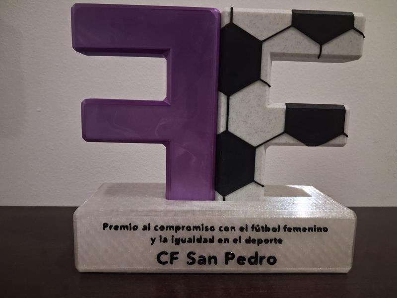 RECONOCIMIENTO PARA EL FUTBOL FEMENINO DEL CF SAN PEDRO