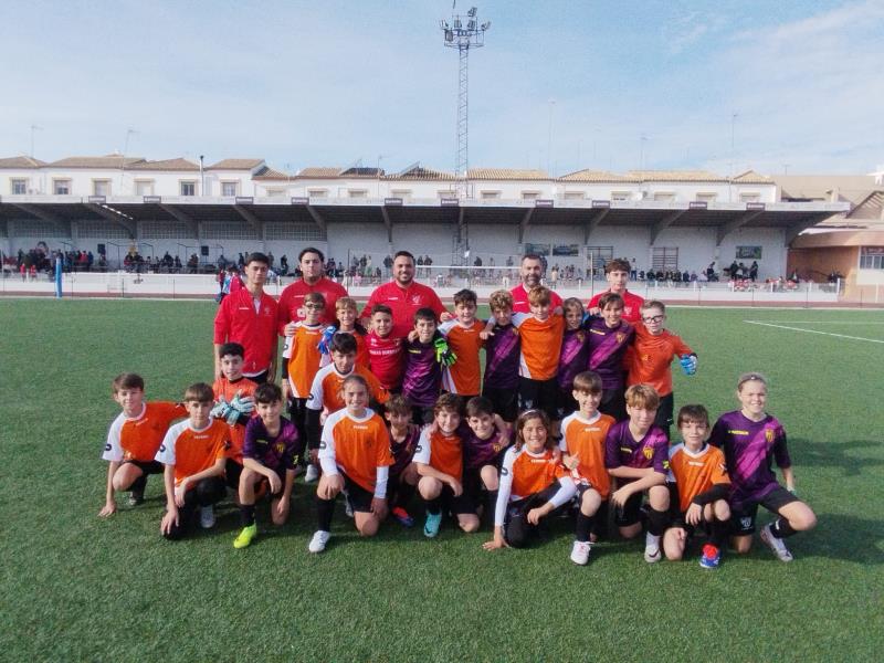 GRAN ACTUACIÓN DE NUESTROS ALEVINES Y BENJAMINES