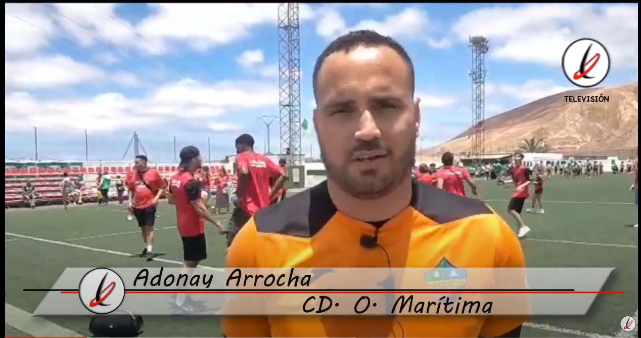 Adonay Arrocha tras conseguir el ascenso a Preferente con el CD O. Marítima