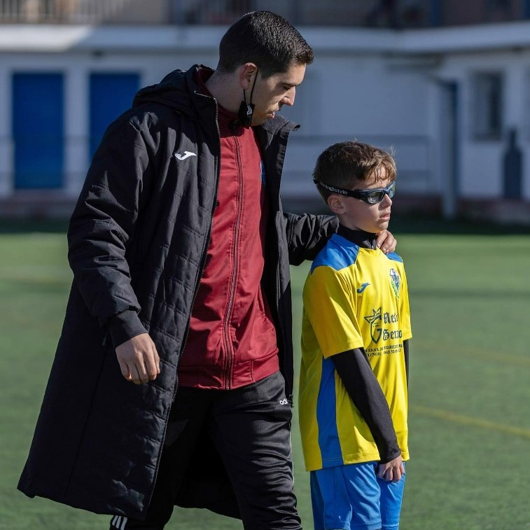 Buscamos entrenadores (Categorías chupetín a cadete)