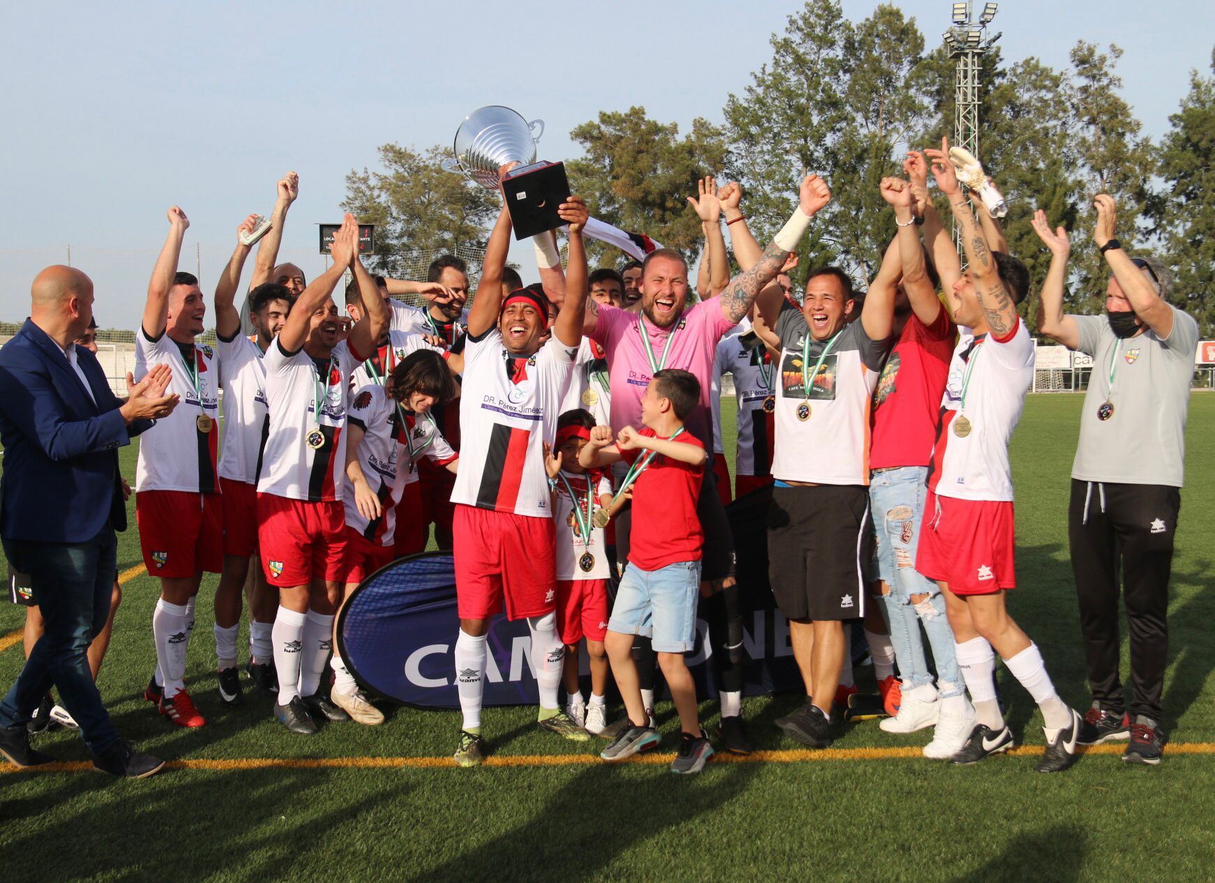 La Roteña se proclama campeona de la fase provincial de la Copa Andalucía