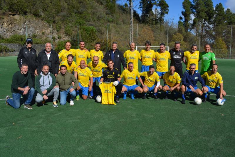 NUESTRA ASOCIACIÓN PARTICIPA EN EL PRIMER TORNEO DE NAVIDAD DE LA VILLA DE MOYA